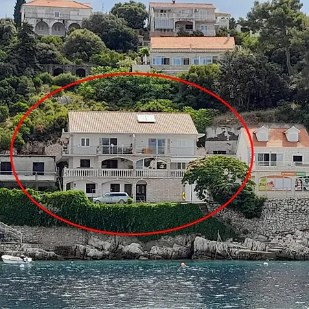 Apartament Zavalatica 184c