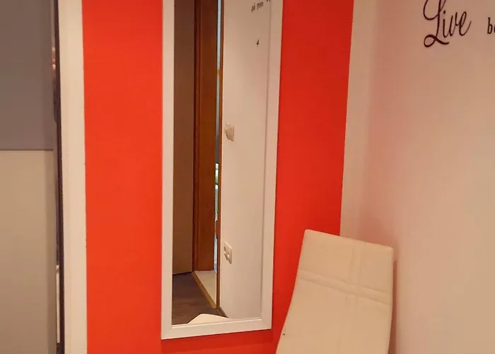 Apartment Zavalatica 184c *